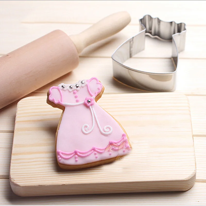 

1pcs Baby Dress Moldes Metal Cookie Cutters reposteria patisserie Biscuit Pastry Fondant Cake Decor Tools accesorios de cocina
