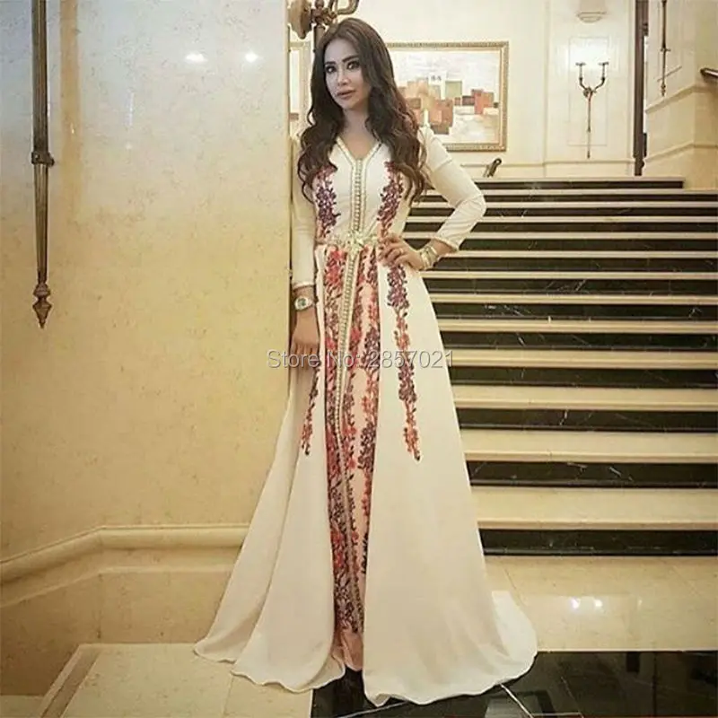 Elegant Muslim Evening Dress Moroccan Kaftan 2019 Robe De Soiree Dubai Lace Applique Formal Dress Long Sleeve Women Party Gowns image 2