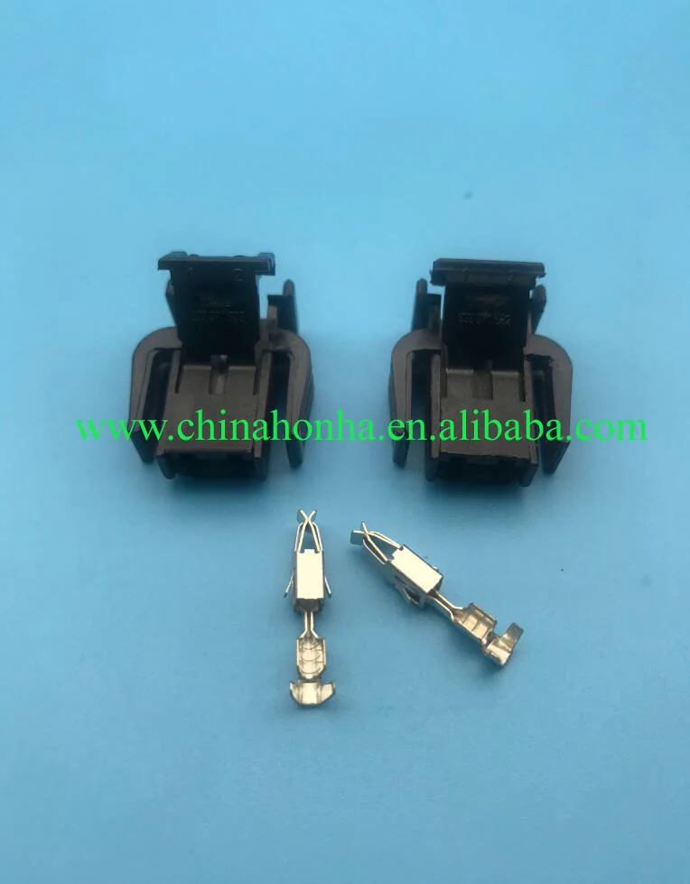 

2 Pin/Way Female A Modified ABS Sensor Connector Door Light Lamp Socket Use 893 971 992