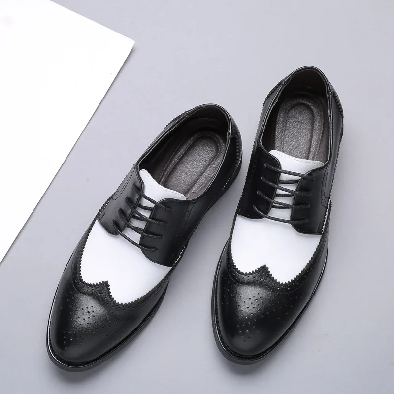 2023 British Style Men\'s Trend Pointed Toe Brogues Shoes Men Wedding Leather Dress Shoes Black With White Formal Shoes Men