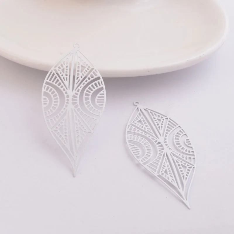 30 Stück AB5394 25*58mm zarte hohle Baumblatt-Ohrringanhänger, große Blätter, DIY-Schmuckzubehör – Detail 12