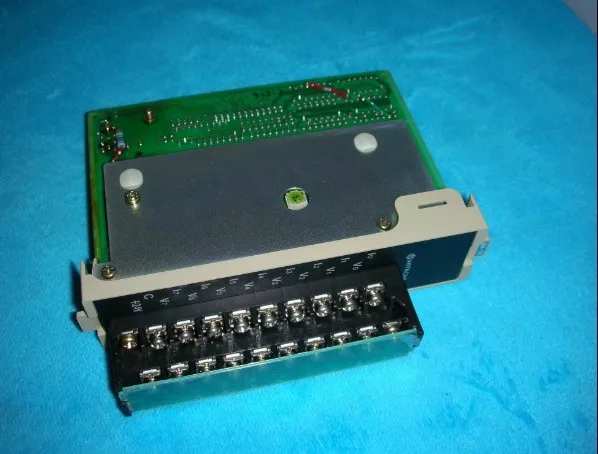 AGH-IV2  programmable controller new and original