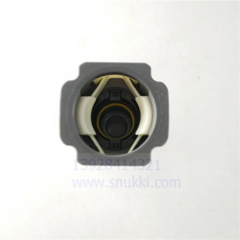 10mm-ID8 female plastic connector auto Fuel line quick connector gasoline filter connector with double lock 2pcs a lot