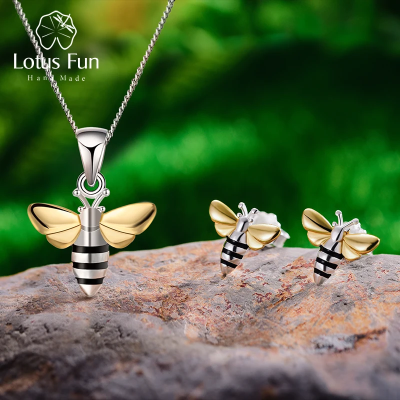 Lotus Fun Real 925 Sterling Silver Handmade Fine Jewelry Lovely Honey Bee Jewelry Set with Stud Earrings Pendant Necklace