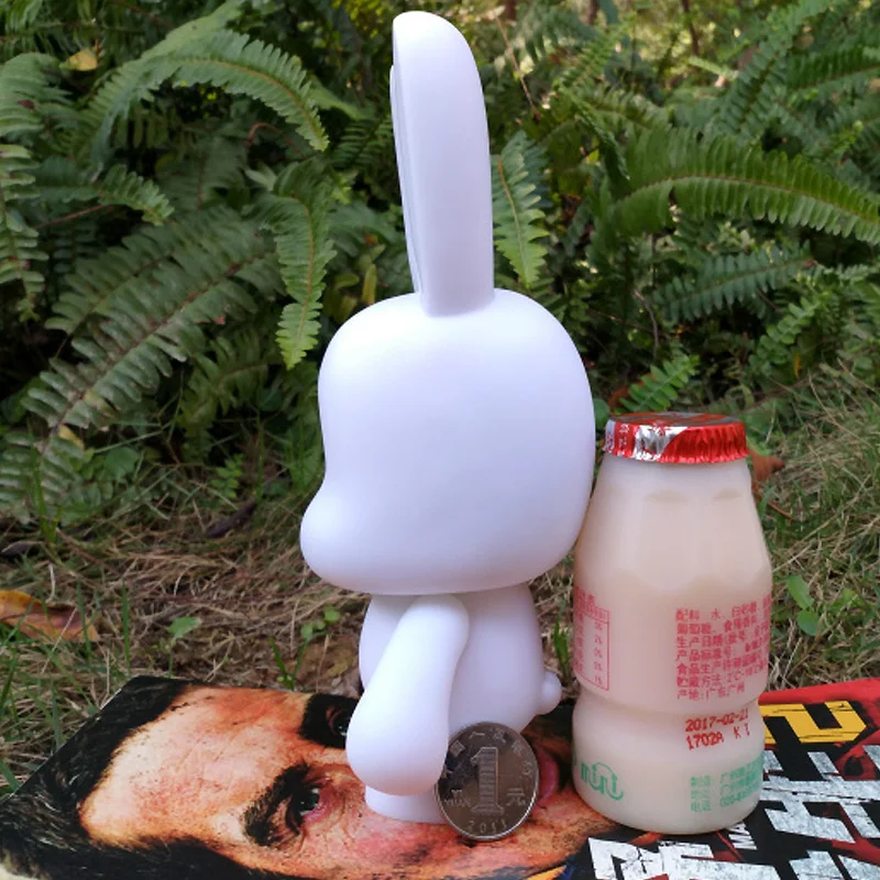 7-calowe długie ucho Kidrobot Rabbit PVC Doll DIY Paint Blank White Vinyl Toy Figure Niepomalowana lalka Munny World Doll w torbie Opp