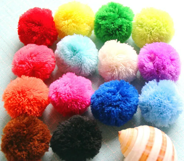 15pcs Yarn Pom Poms Crafty Jewelry Making Decoration Party handmade pom poms, Beautiful Mixed Colors Yarn pompom around 3cm