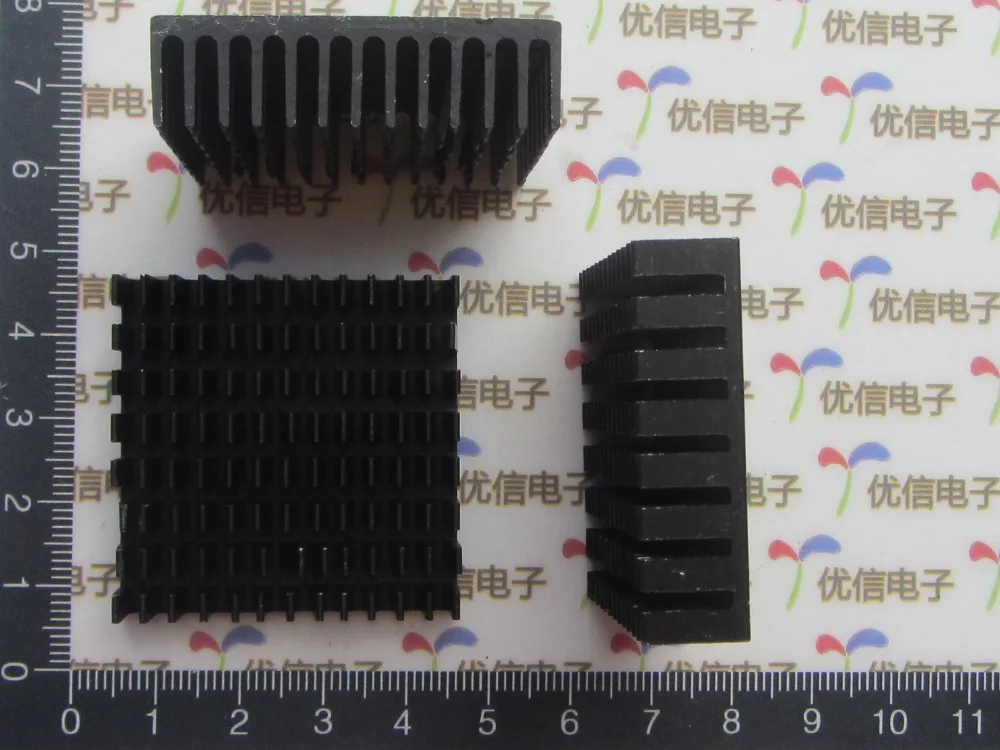 

Free Shipping wholesale High quality 100pcs aluminum heatsink 40*40*11MM Black Slotted best Radiator heat sink