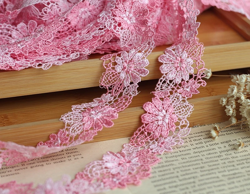 MLAEY 2y/lot Venise Lace Trim, Lace Fabric ,Rose Appliques Lace Ribbon , Alter Couture Supplies Vintage Style