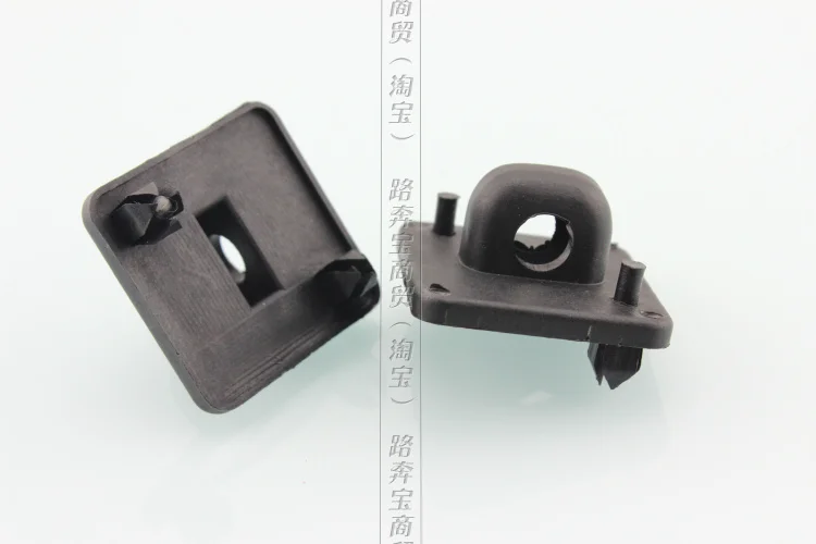 1Pcs For Chery QQ6, QQ3, QQMe, A1, M1, M5, Plastic Fasteners Engine Cover SupportRod Base Clamp Clip
