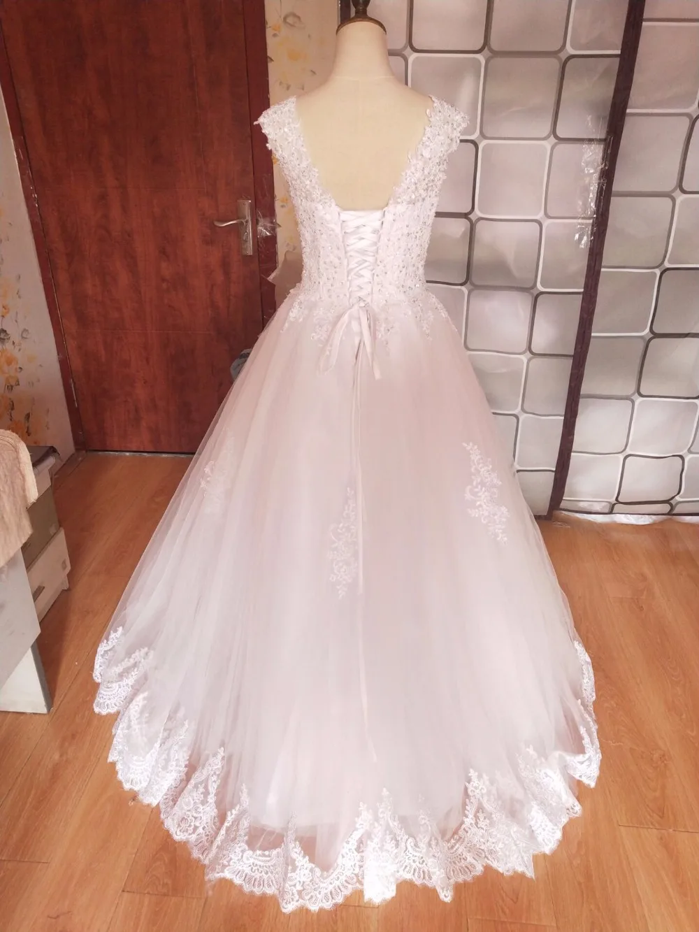 ZJ9128-vestidos de novia elegantes para novias, cuentas de cristal, lentejuelas, blanco marfil, talla grande, escote en forma de corazón Formal con encaje Edg, 2023