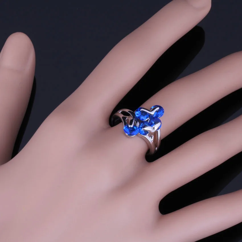 Fetching Round Blue Cubic Zirconia Silver Plated Ring V0416