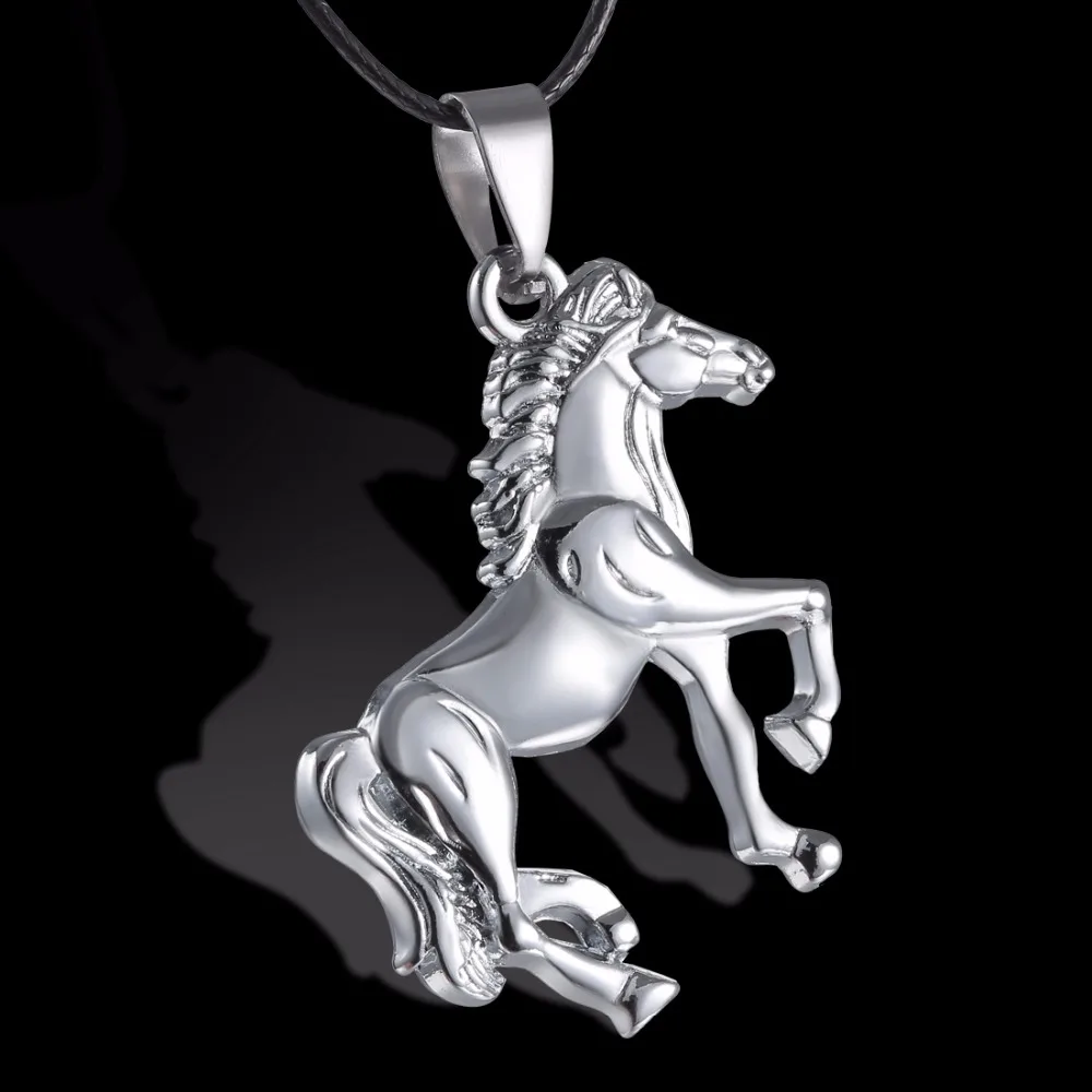 Run Horse Pendant Charming Stainless Steel Pendants Necklace New Fashion Animal Jewelry for Women Men Dainty Character Jewelry