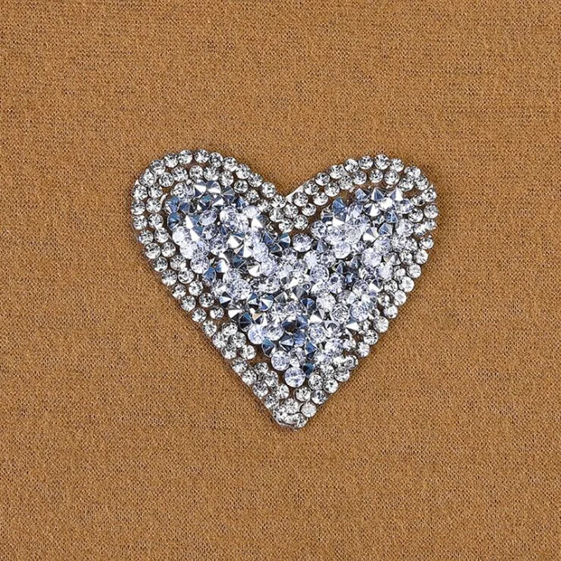 Love Heart Hotfix Rhinestone Motif Iron On Patch Sewing On Embroidered Applique Patch Clothes Stickers DIY Apparel Accessories