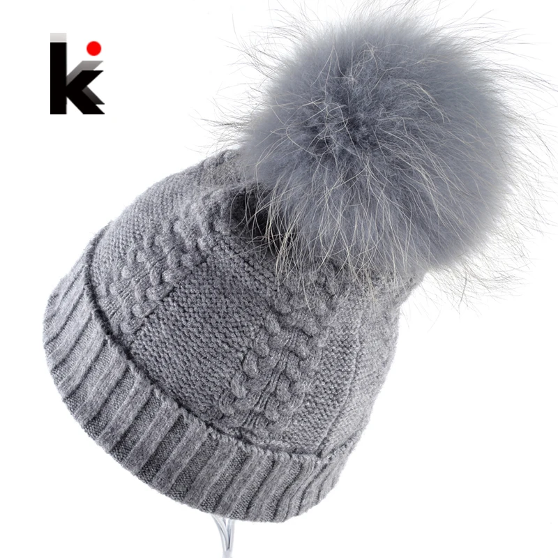 

2018 Women's Beanies 100% Raccoon Fur Pompom Ball Winter Beanie Knitted Wool Hat Skullies Cap Ladies Knit Hats For Women Bonnet