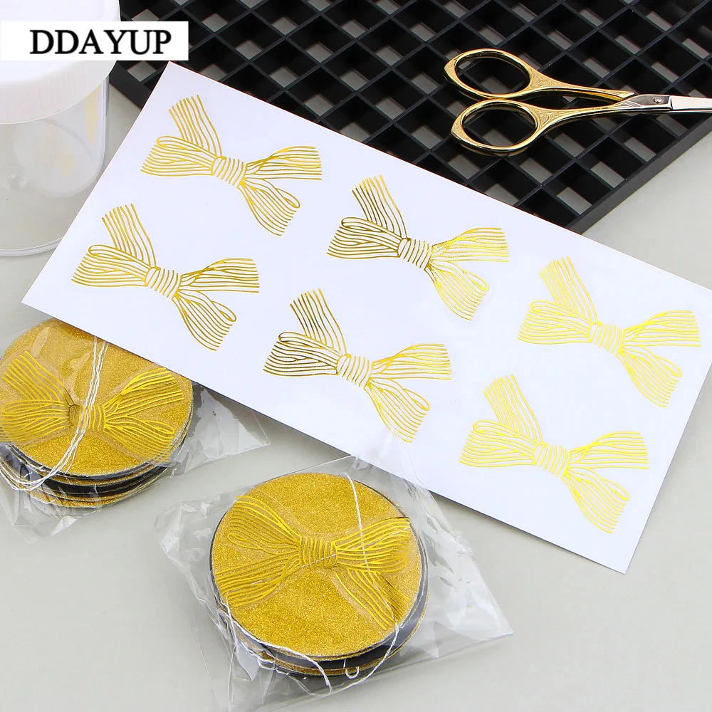 60Pcs/lot Cute Golden Big Bow Sticker Gold Handmade Adhesive Cake Sweet Candy Packaging Sealing Label Sticker Gift Stationery