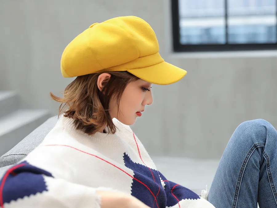 Women's retro peaked hat image 12