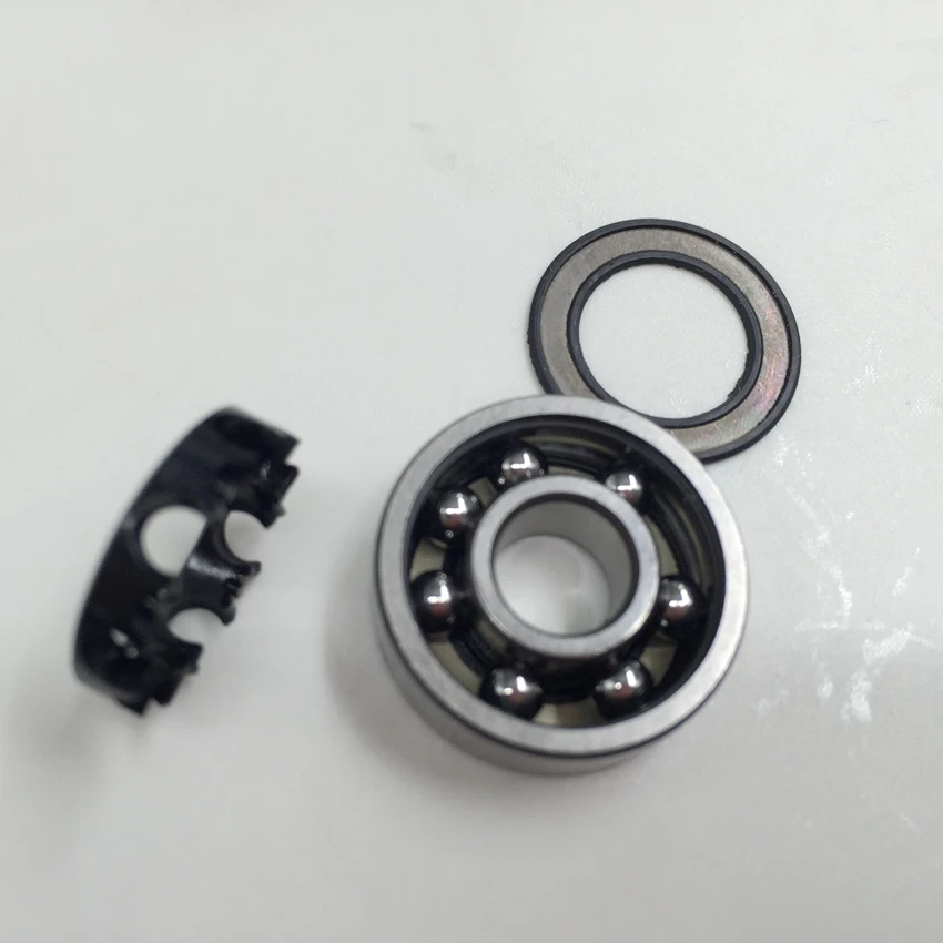 Well known 608 Swiss Skateboard Bearing!Famous brand as you need Swiss Precision competition skate bearing reds swiss 608 spacer