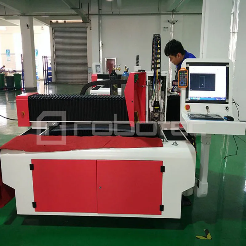 آلة القطع بليزر الألياف Robotec IPG/Raycus 500 وات لآلة القطع بالليزر من ألياف الكربون 8 مم/ألياف الكربون ذات الطاقة الكبيرة