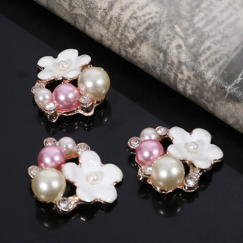 

2016New 100Pcs White Flower Pearl Rhinestone Buttons for DIY Hair and Phone Case Accessories HZ177