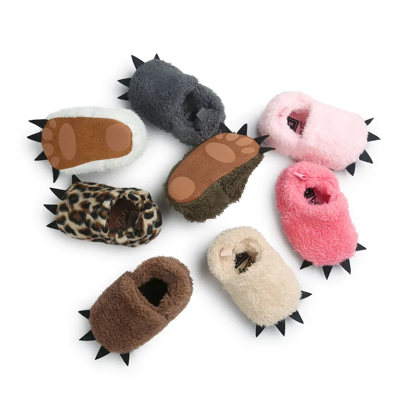 Cute Modeling Monster Paw Baby Worm Slippers 2016 Winter Baby Shoes First Walkers Photo Props Accessories Baby Clothing BS17