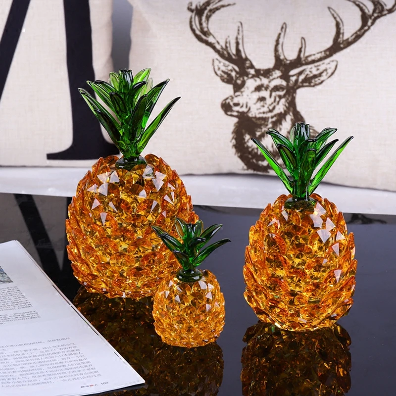 

Modern Artificial Crystal Pineapple Home Decor Crafts Handicraft Plant Fruit Ornament Porcelain Figurines Wedding Decorations