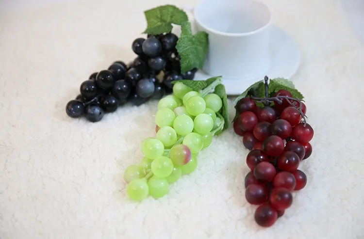 Fruit Grapes Bunch Children Kid Play House Toy Fake Decorative Lifelike Kichen Decoration Tool Unisex Finished Goods Foam 2021