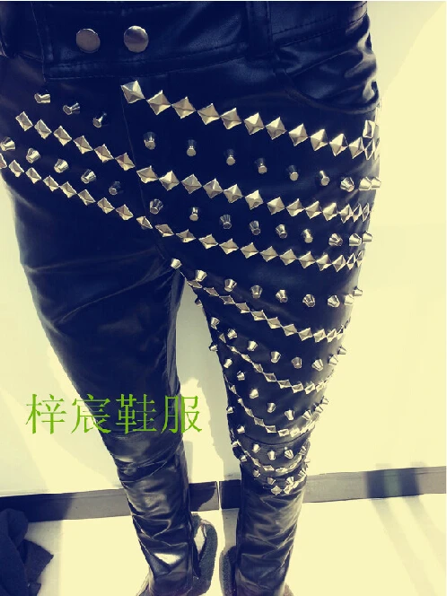 28-37 2021 New Korean Version Male Hairstylist Men Singer Presided Stage Costumes Rivets Slim Black Leather Pants Trousers