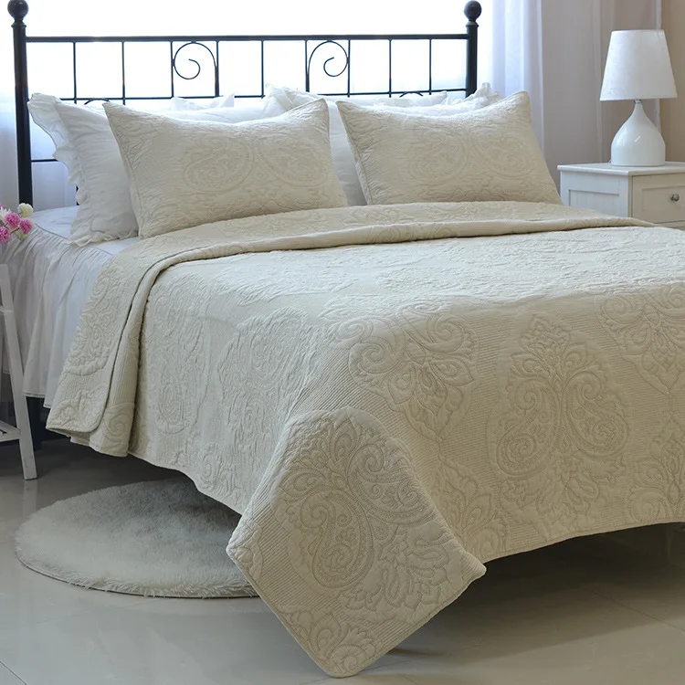 

European luxury Quilted Bed Covers Embroidered Quilt Three-piece Bedding set Spring washed Quilted Bedclothes Quilt