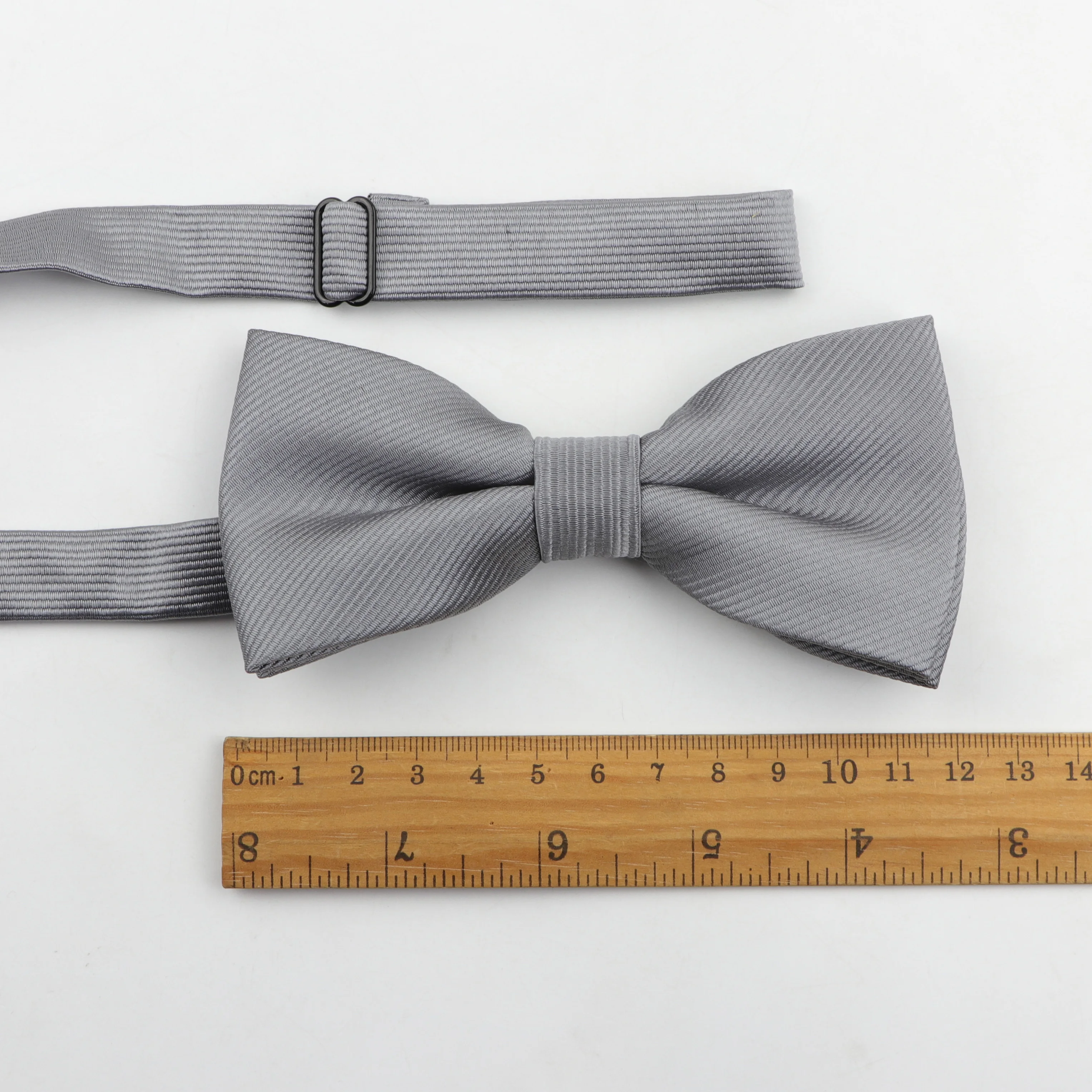 Classical Solid Fashion Bowtie - Men'S Grooming For Marriage recension och pris