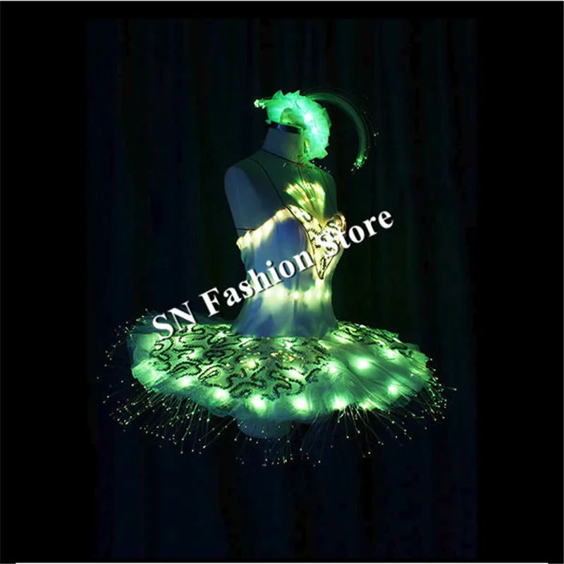 

TC33-1 Ballroom dance Programmable ballet dresses colorful full color light singer led costumes dj party bar performance clothe