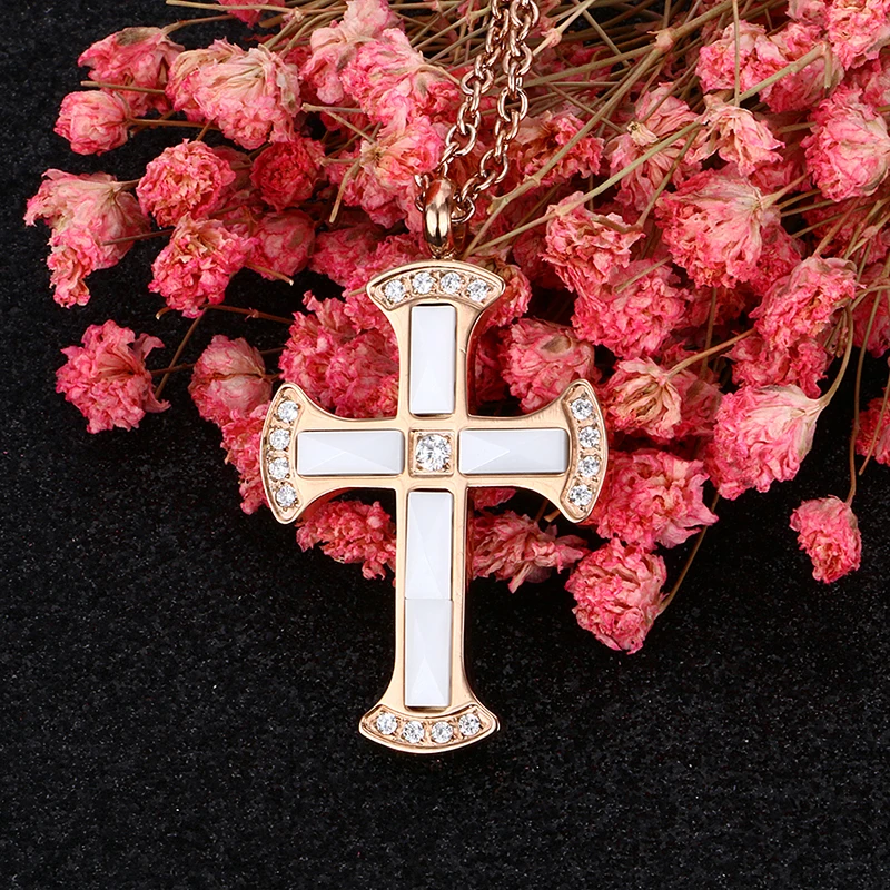 Fashion Cross Sweater Chain For Women Religious Iced Out Rhinestone Crucfix Rose Gold Pendant Necklace Jewelry Free Chain