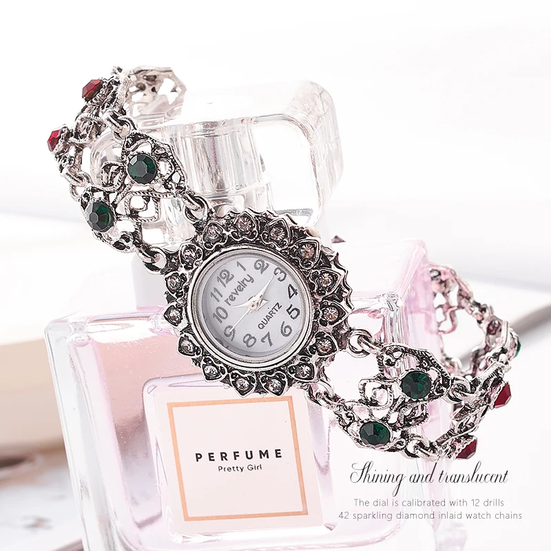 2022 New Fashion Bracelet Women Watches Top Brand Luxury Rhinestone Ladies Quartz Women Watches Relogio Feminino Montre Femme