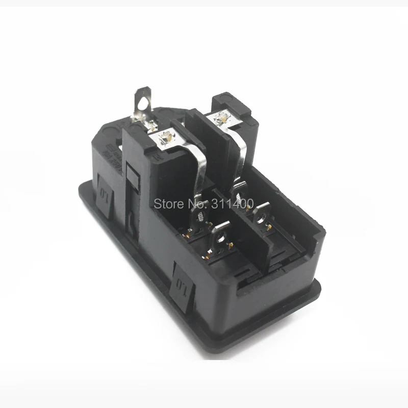 Refletor preto e fusível duplo tipo encaixe