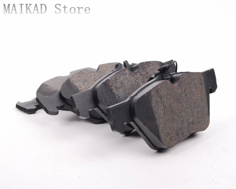 

Front Brake Pad Set for Mercedes-Benz W208 CLK200 CLK230 CLK320 CLK430 CLK55 A0044200320 0024204520