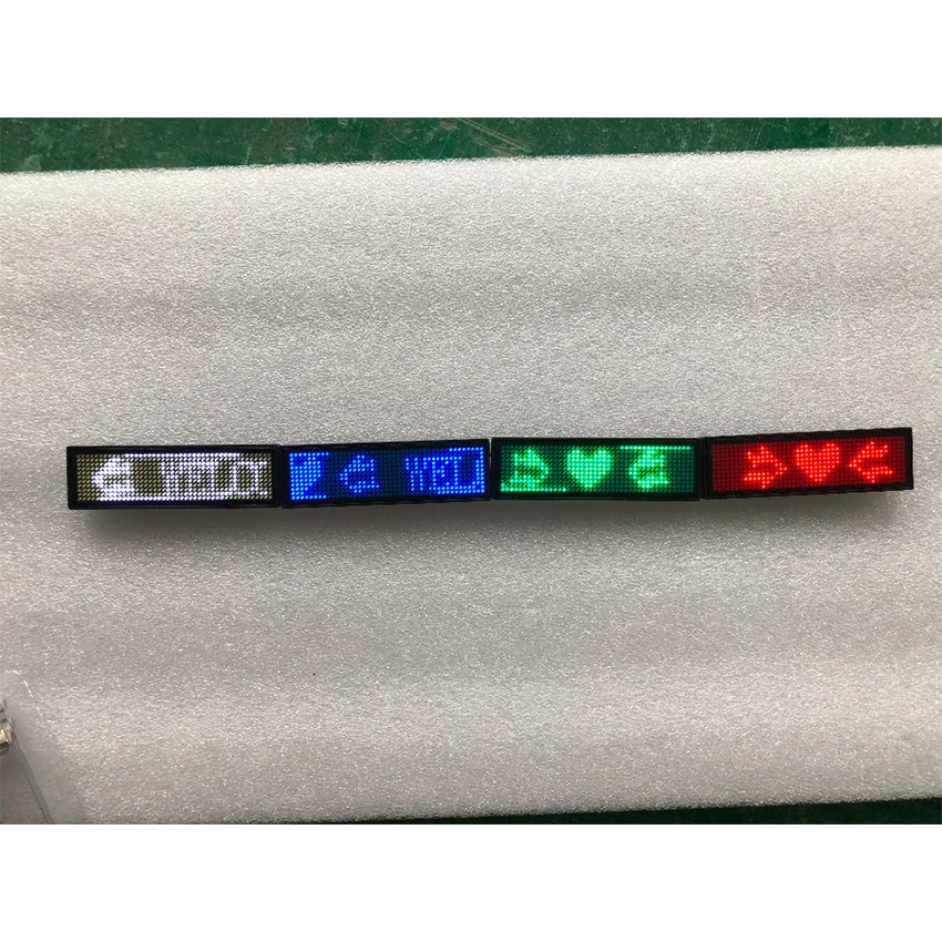 Led 名バッジ、 44x11 ピクセル赤青緑白の色のための usb 充電式 led 名タグ記号チェストカードラベル