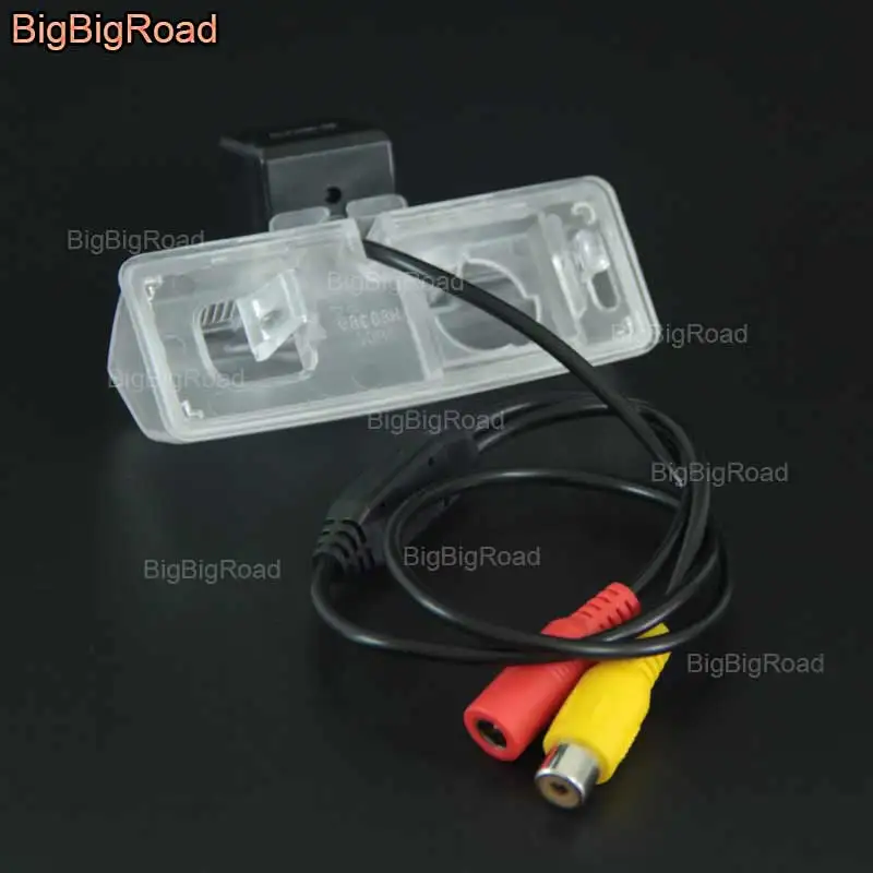 BigBigRoad Car Intelligent Track Rear View Camera For Lexus CT200h Toyota Prius RAV4 RAV 4 / Venza / Altezza / Aristo / Celsior