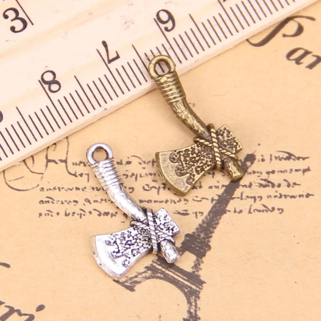 90pcs Charms For Jewelry Making ax tomahawk 22x14mm Antique Silver Plated Pendants DIY Handmake Tibetan Silver Bracelet Necklace