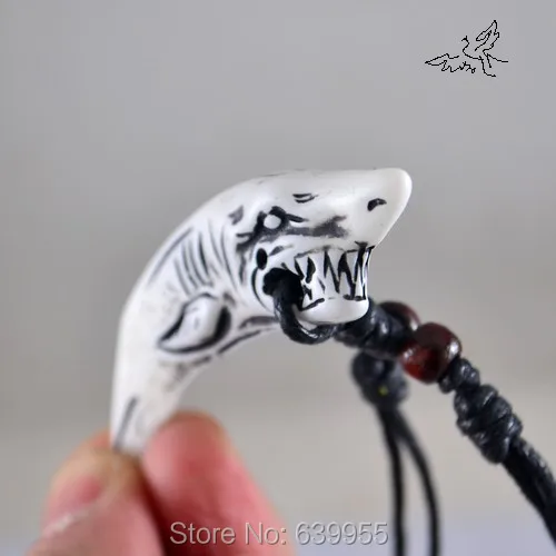 Shark resin Carving Pendant Necklace Amulet Lucky Gift Tribal Totem Fashion Jewelry