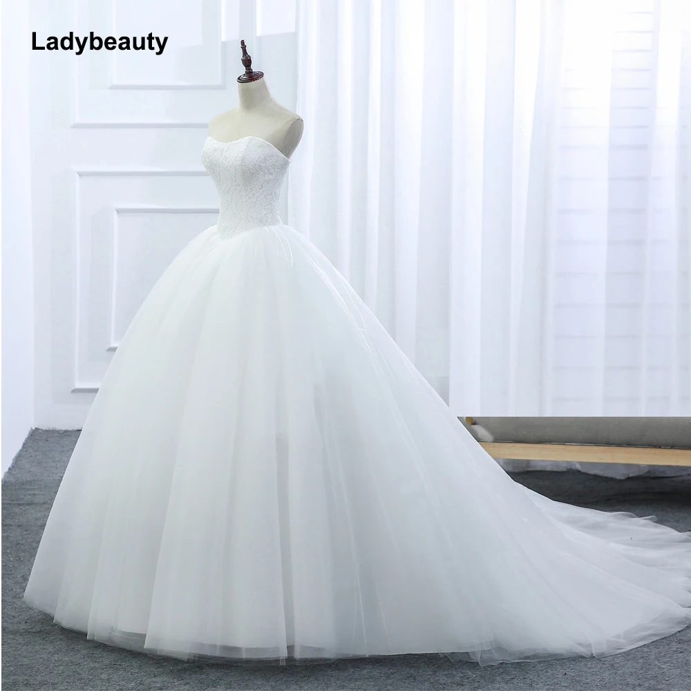 

Ladybeauty Sweetheart Lace Vintage Bridal Princess Court Train Wedding Dresses