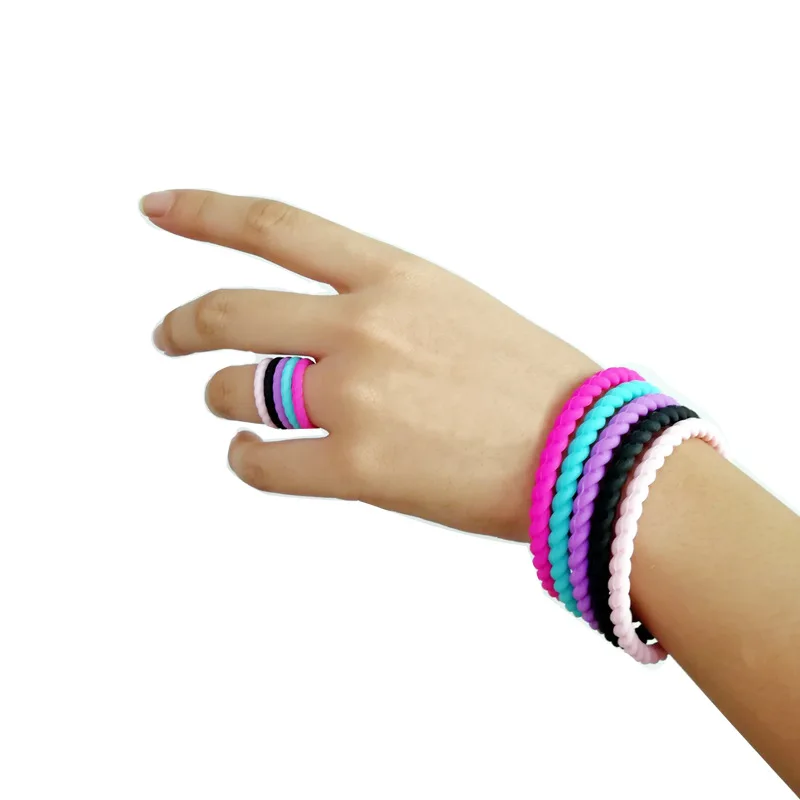 5 Colors Black Pink Purple Blue Braid Twist Silicone Bracelets Wristband Unisex Bangles Bands Rubber Woman Man Bracelet 19cm
