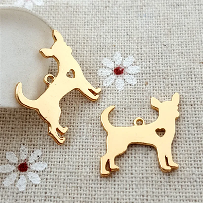 High Quality 10 Pieces/Lot 18mm*19mm Silver Plated Dog Charm Polished Cute Chihuahua Charms For Jewelry Making