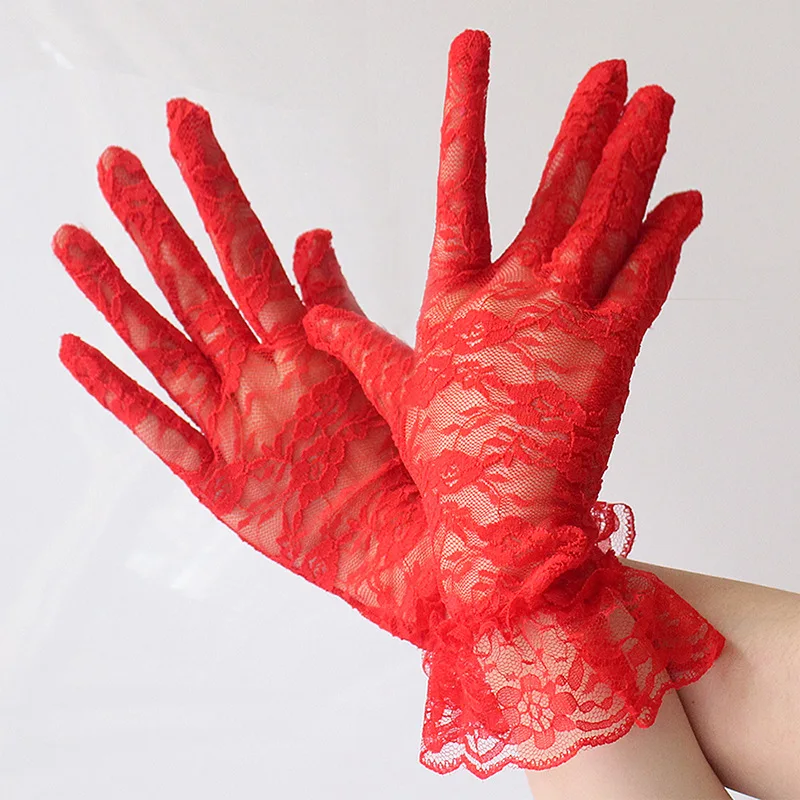 JaneVini Sexy Schwarz Rot Weiß Volle Finger Spitze Kurze Braut Handschuhe Handgelenk Länge Günstige Hochzeit Zubehör Guantes Novia Cortos