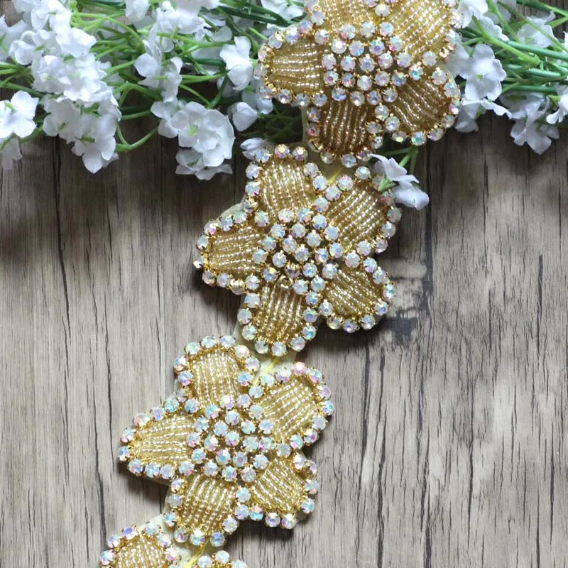 

Free Shipping 5 yards/lot Rhinestone Flower Chain Bridal Sash Rhinestone Trim Flower Applique Wedding DIY Accessories LSRT101-1