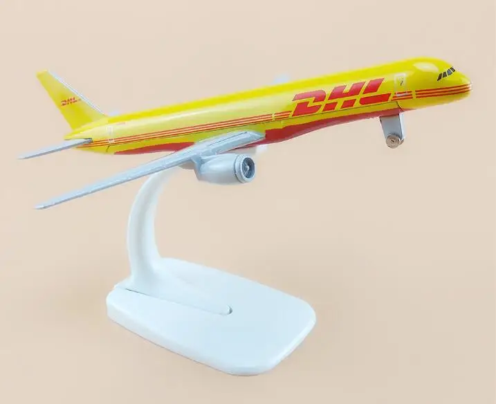 hot sell plane model Boeing 757 DHL cargo aircraft B757 16cm Alloy simulation airplane model for kids toys Christmas gift