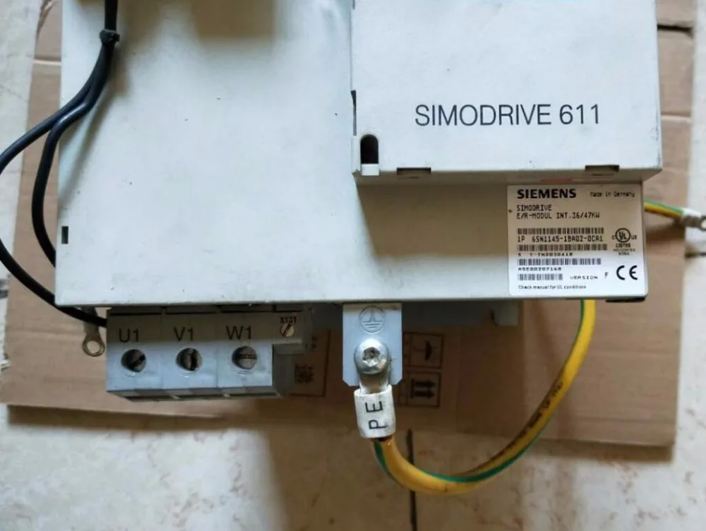 6SN1145-1BA02-0CA1 simo driver used in  good condition