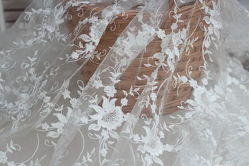 alencon ivory  high quality cord bridal lace fabric, High end fine workmanship tulle mesh embroidered wedding lace Trim