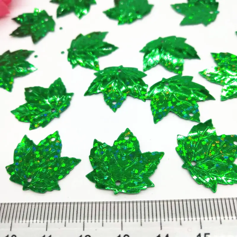 30g/lot Maple Sequins 22mm PVC Paillettes for Crafts Sewing DIY Leaves With 2 Holes Laser Green Hologram Christmas Decoration