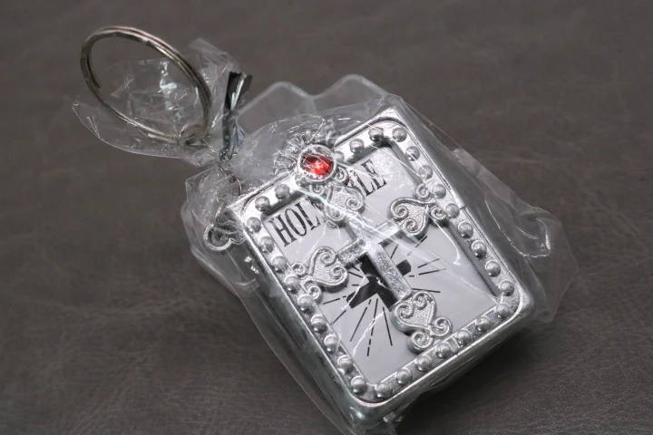 3 Bible Books Plastic Box Key Chain Christian Quran Royal Paper Read Pendant Car Key Ring Religious Jewelry