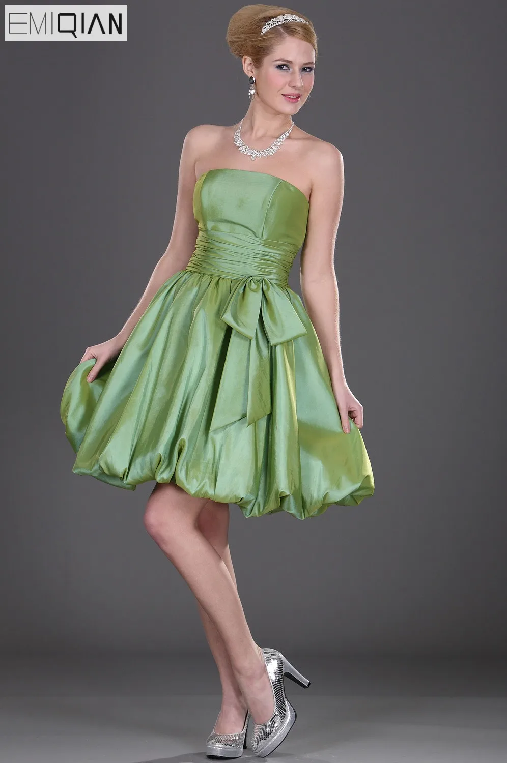 Strapless Ball Gown Formal Wedding Party Dress Short Taffeta Bridesmaid Dress