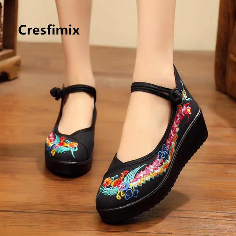 Cresfimix zapatos de mujer women retro comfortable dance shoes lady plus size embroidery flat platform shoes cute shoes a3577